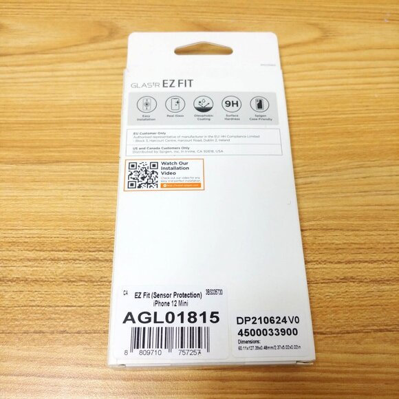 Spigen iPhone 12 Mini Screen Protector GLAS.tR EZ Fit‎ 2 Pack AGL01815 - Picture 2 of 4